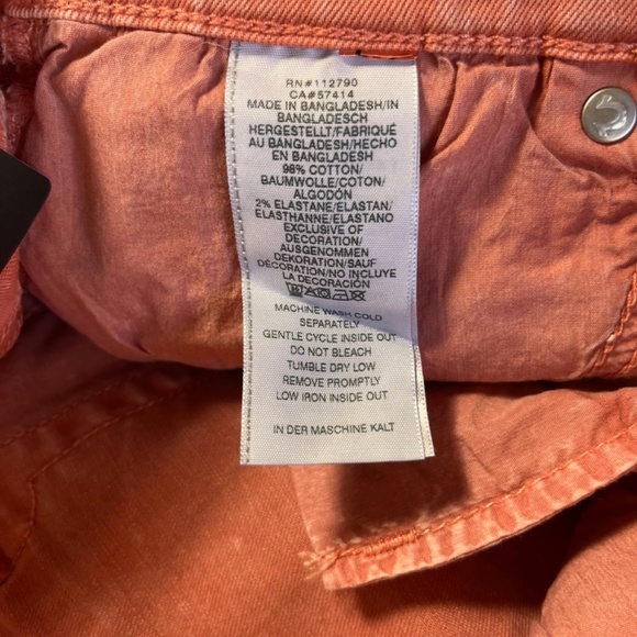 True Religion Maisie High Rise Shorts in Lobster Bisque color Size 32 NWT - Picture 10 of 10